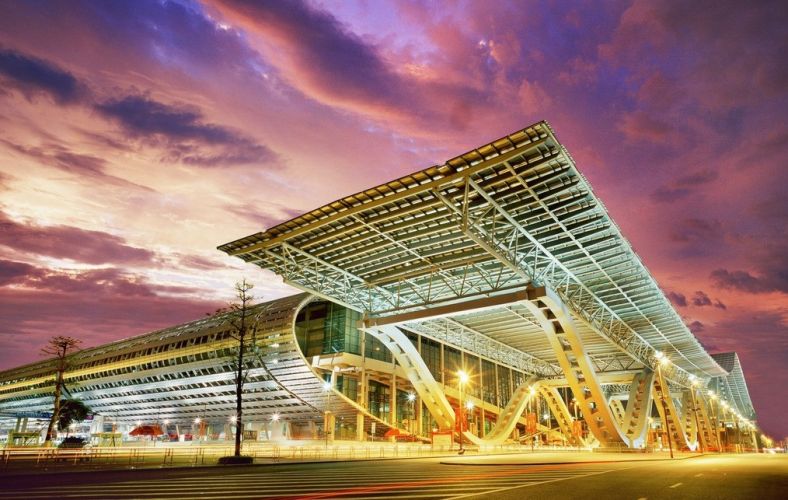 GUIDE TO VISITING THE CANTON FAIR 1 GUIDE TO VISITING THE CANTON FAIR 1